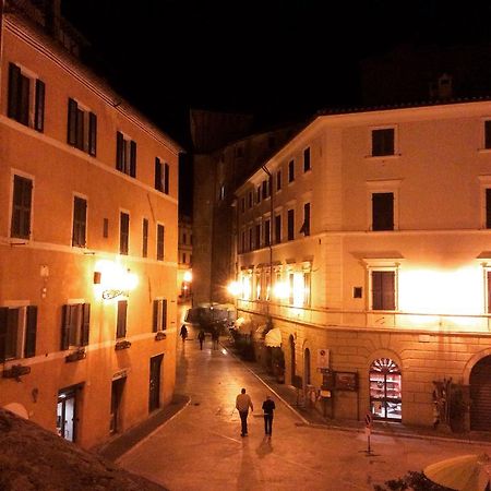 Appartamento Palazzo Sadun Pitigliano Eksteriør billede
